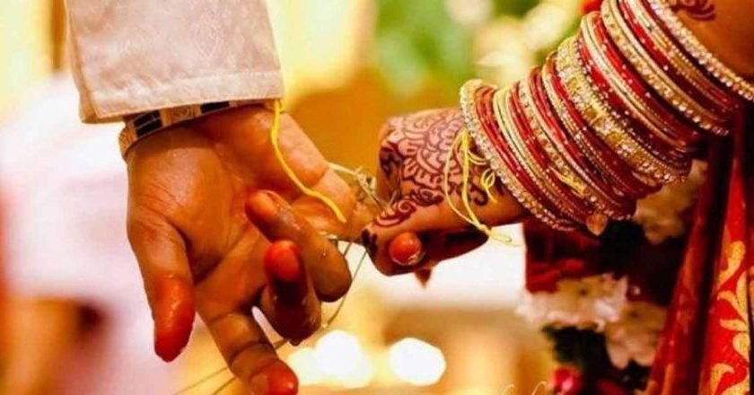 വരന്റെ സുഹൃത്തുക്കള്‍ നൃത്തവേദിയിലേക്ക് വലിച്ചിഴച്ചു; വിവാഹത്തില്‍നിന്ന് വധു പിന്മാറി
