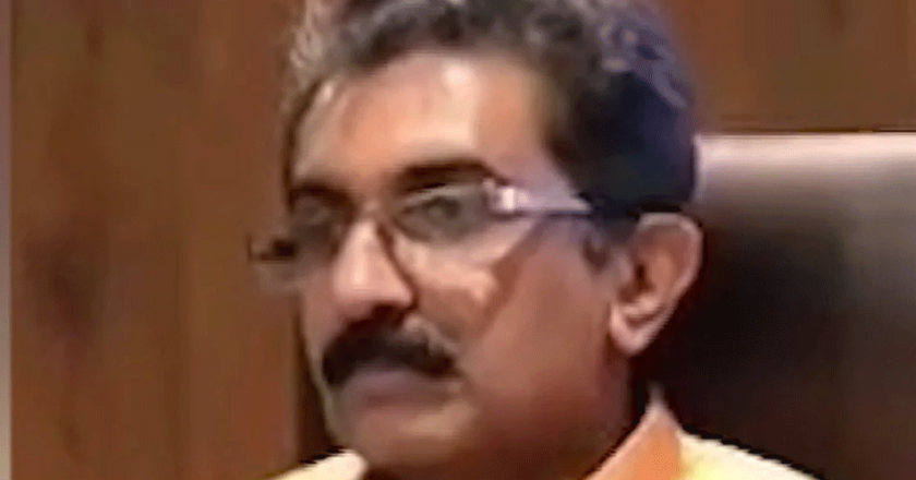 ജില്ലാ പഞ്ചായത്ത് പ്രസിഡന്റ് ഭീക്ഷണി മുഴക്കി, പിന്നാലെ മുന്‍ കണ്ണൂര്‍ എഡിഎം ആത്മഹത്യ ചെയ്തു