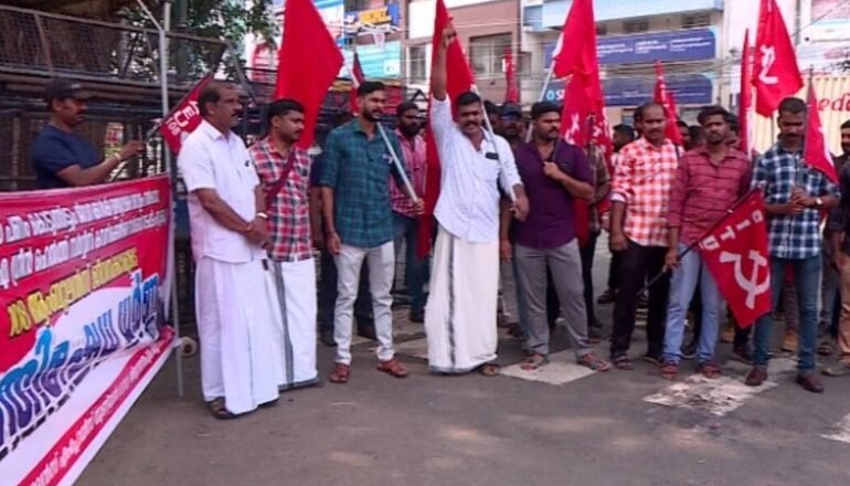 ശമ്പളം കിട്ടിയിട്ട് 2 മാസം, 108 ആംബുലൻസ് ജീവനക്കാർ അനിശ്ചിത കാല സമരത്തിൽ; ദുരിതത്തിലായി രോഗികൾ