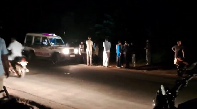 പാലക്കാട് കൂറ്റനാട് പ്ലസ് ടു വിദ്യാർത്ഥികൾ തമ്മിലുണ്ടായ സംഘർഷത്തിൽ ഒരു വിദ്യാർത്ഥിക്ക് കുത്തേറ്റു