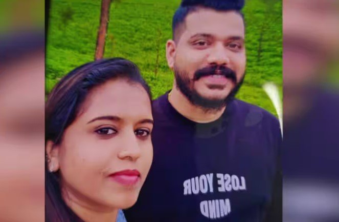 തൃശൂരിലെ വ്യവസായിയായ അറുപത്തിമൂന്നുകാരനെ ഹണിട്രാപ്പില് കുടുക്കി രണ്ടരക്കോടി തട്ടിയ ദമ്പതികള് അറസ്റ്റിലായ സംഭവത്തിൽ കൂടുതൽ വിവരങ്ങൾ പുറത്ത്